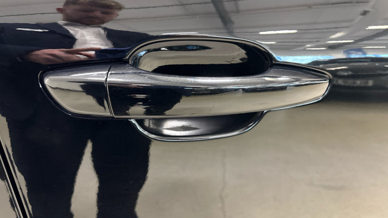 Vauxhall Mokka 100kW Ultimate 50kWh 5dr Auto Electric Hatchback